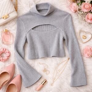 Gray Cropped Sweater Cut Out Mocked  Neck Size M | Shein